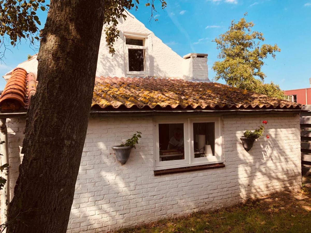 Farmhouse Near Beach Kloosterzande 외부 사진